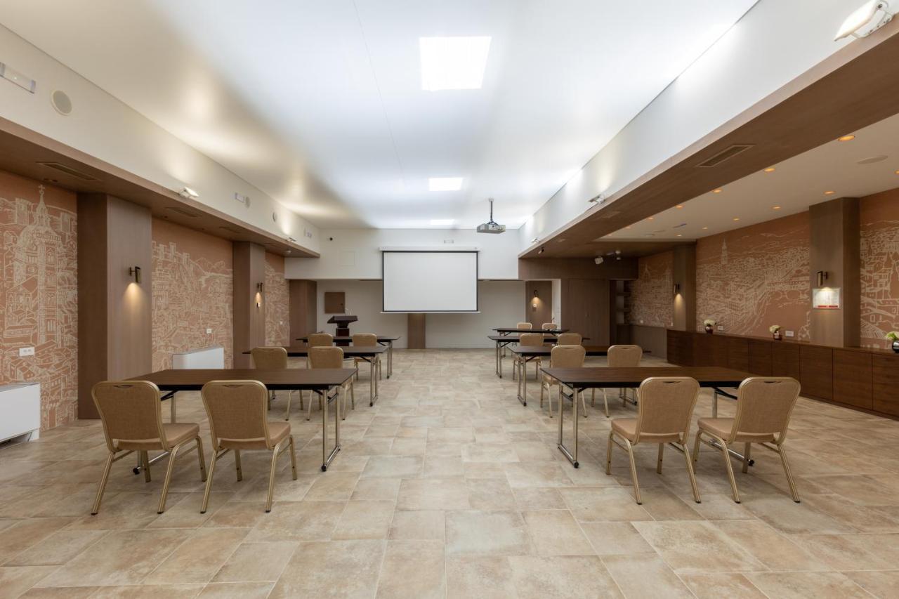 Hotel Sunce ソコバニャ エクステリア 写真